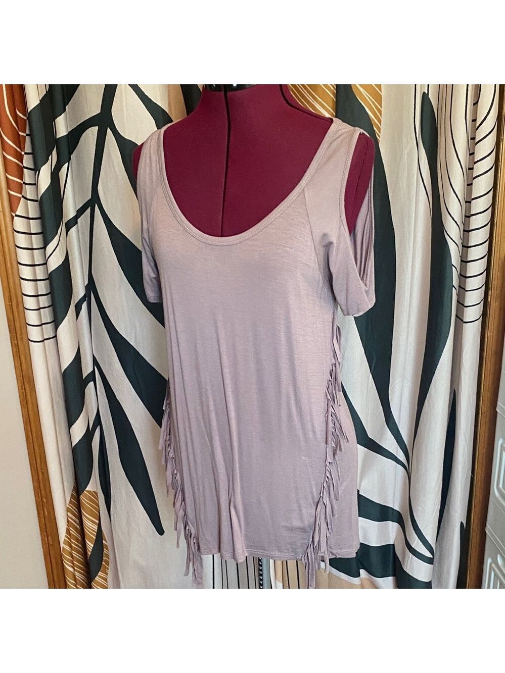 Women's Short Sleeve Top with Fringe - Soft Purple